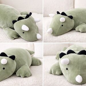 Pillowfort Green Dinosaur Weighted Plushy.